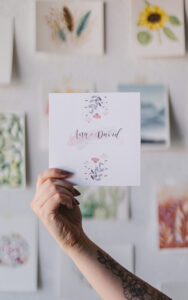 Invitación de boda lila